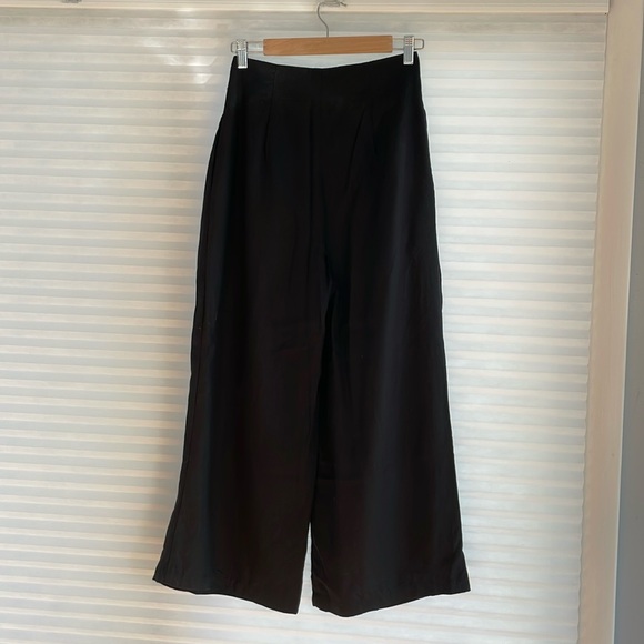 COPY - VETTA Button Fly Culottes Refined Capsule - Picture 4 of 6